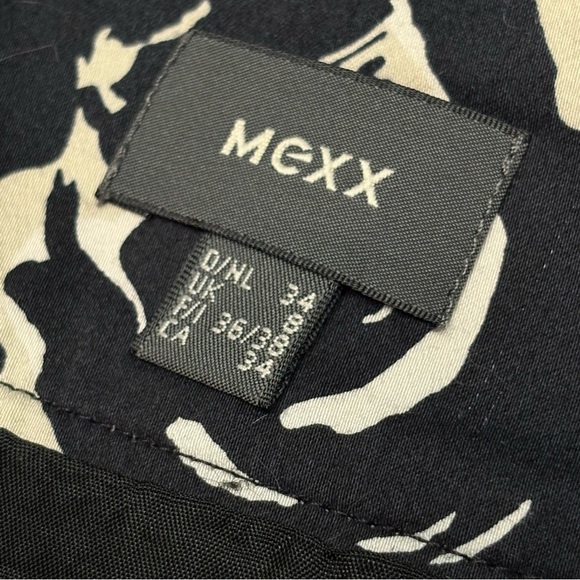 4/$10🎄Mexx Black & White Rosette Patterned Cotton Knee Length Pencil Skirt - Picture 4 of 12